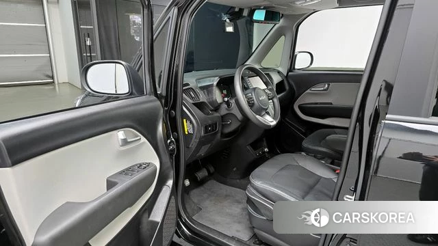 Kia The New Kia Ray 2023 Черный из Кореи, фото 2