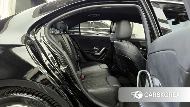 Mercedes-Benz A-Class W177 2021 Черный из Кореи, фото 2