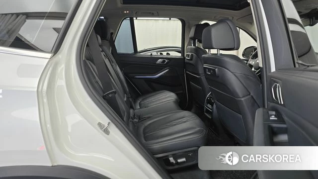 BMW X5 (G05) 2022 Белый из Кореи, фото 2