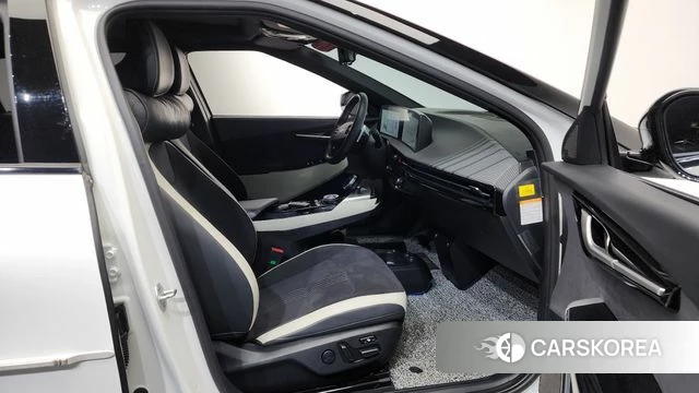 Kia EV6 2022 Белый из Кореи, фото 2