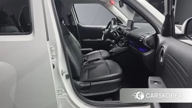 Hyundai Casper 2024 Белый из Кореи, фото 2