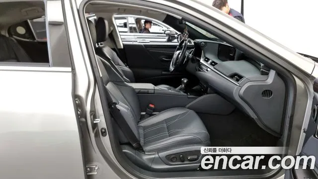 Lexus ES300h 7th generation id 2713595 из Кореи 2