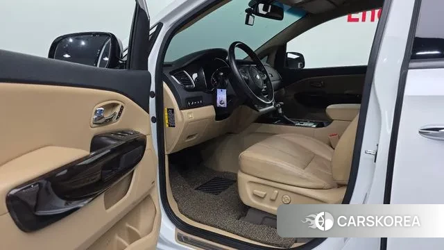 Kia The New Carnival 2019 Белый из Кореи, фото 2