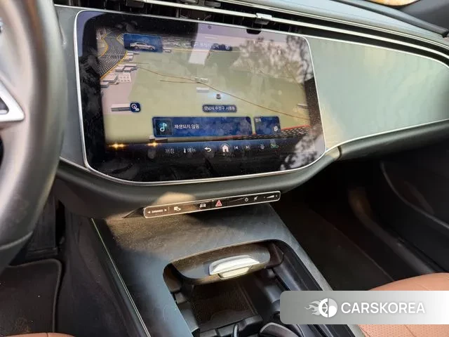 Mercedes-Benz E-Class W214 2024 Белый из Кореи, фото 2