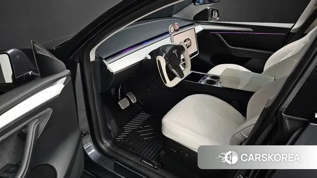 Tesla Model Y 2023 Серый из Кореи, фото 2