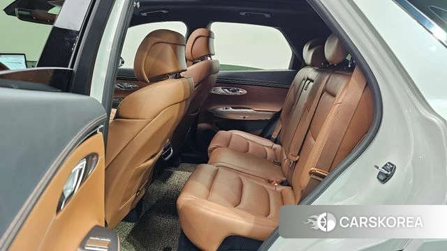Genesis GV70 2022 Белый из Кореи, фото 2