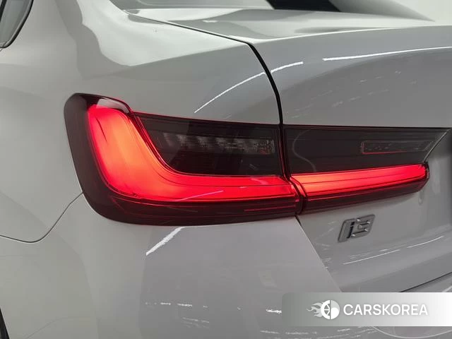 BMW i3 2023 Белый из Китая, фото 2