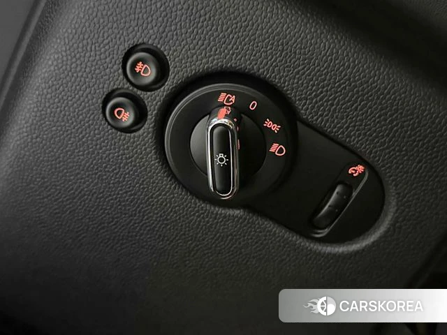 Mini Cooper 2021 Черный из Кореи, фото 2
