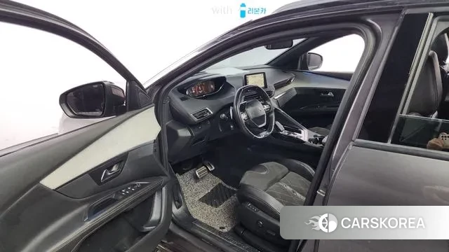 Peugeot 5008 second generation 2018 Серый из Кореи, фото 2