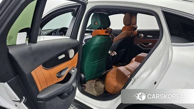 Mercedes-Benz GLC-Class X253 2021 Белый из Кореи, фото 2