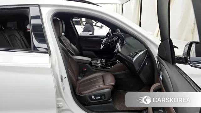 BMW X4 (G02) 2021 Белый из Кореи, фото 2