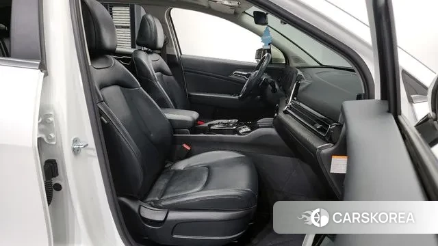 Kia Sportage 5th Generation Hybrid 2021 Белый из Кореи, фото 2