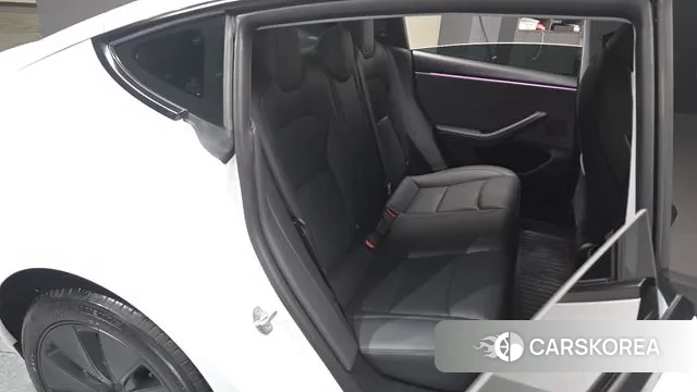 Tesla Model 3 2024 Белый из Кореи, фото 2