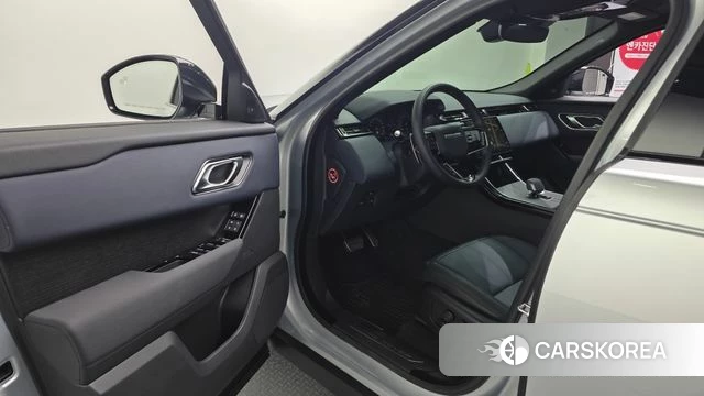 Land Rover Range Rover Velar 2025 Серебряный из Кореи, фото 2