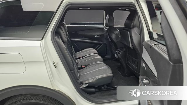 Peugeot 5008 second generation 2019 Белый из Кореи, фото 2