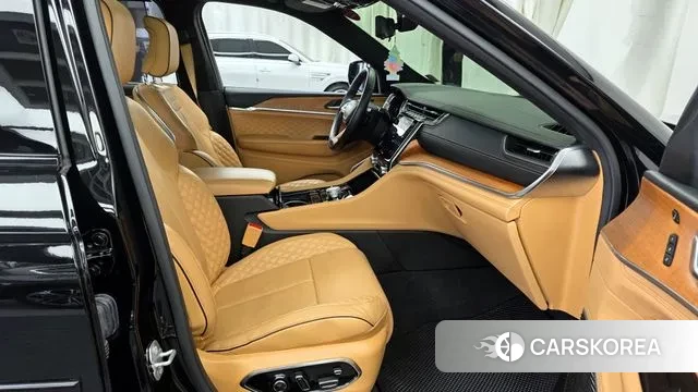 Jeep Grand Cherokee (WL) 2021 Черный из Кореи, фото 2