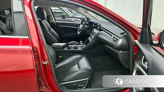 Genesis The New G70 2022 Красный из Кореи, фото 2