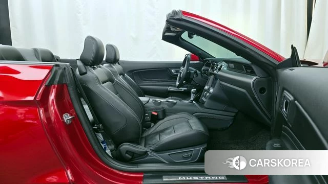 Ford Mustang 2021 Красный из Кореи, фото 2