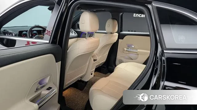 Mercedes-Benz GLA - Class H247 2021 Черный из Кореи, фото 2