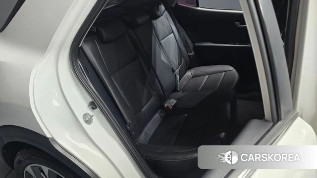 Kia Stonic 2018 Белый из Кореи, фото 2