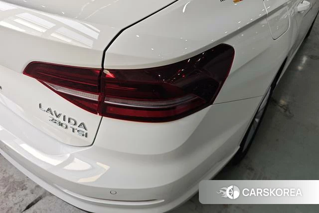 Volkswagen Lavida 2021 Белый из Китая, фото 2