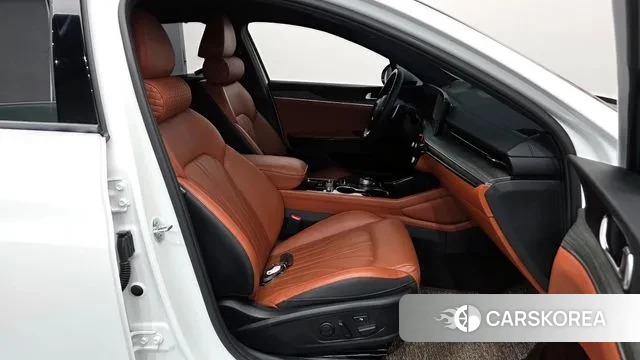 Kia The New K5 Hybrid 3rd generation 2024 Белый из Кореи, фото 2