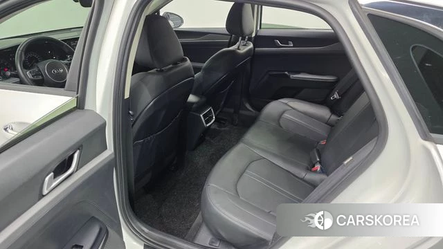 Kia K5 3rd generation 2021 Белый из Кореи, фото 2