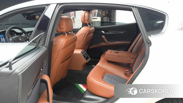 Maserati Quattroporte 2019 Белый из Кореи, фото 2