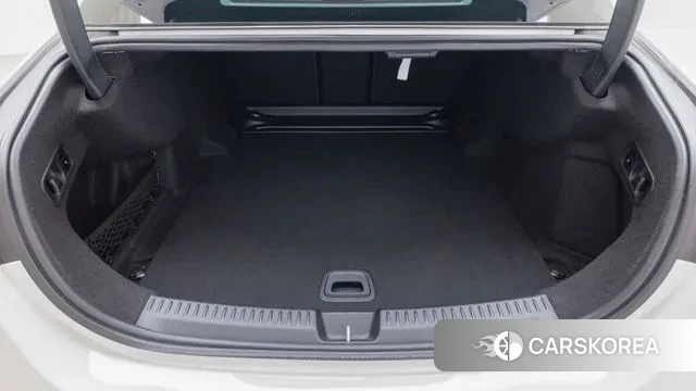 Mercedes-Benz E-Class W214 2024 Белый из Кореи, фото 2