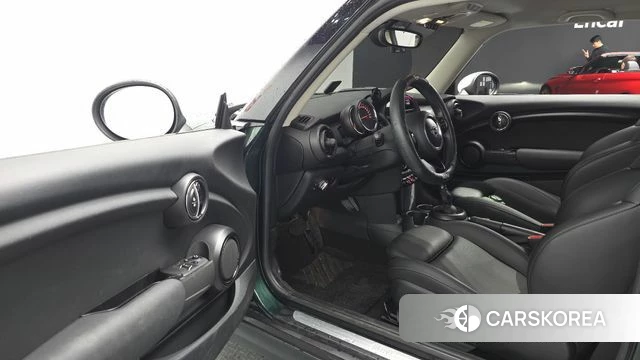 Mini Cooper 2018 Темно-зеленый из Кореи, фото 2