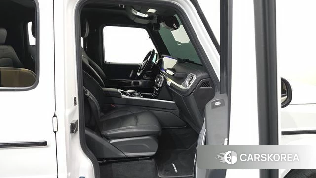 Mercedes-Benz G-Class W463b 2021 Белый из Кореи, фото 2