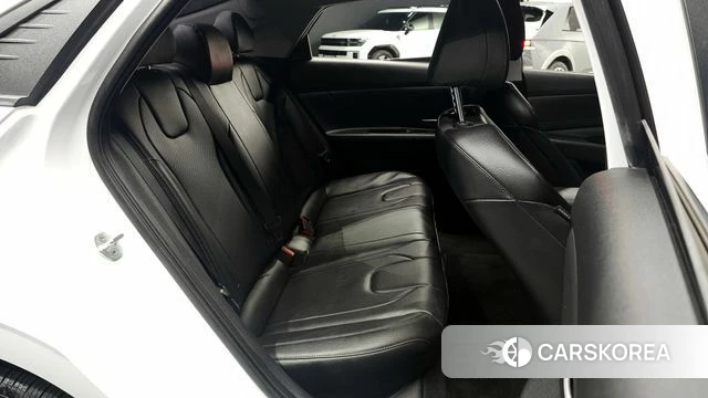 Hyundai Avante (CN7) 2021 Белый из Кореи, фото 2