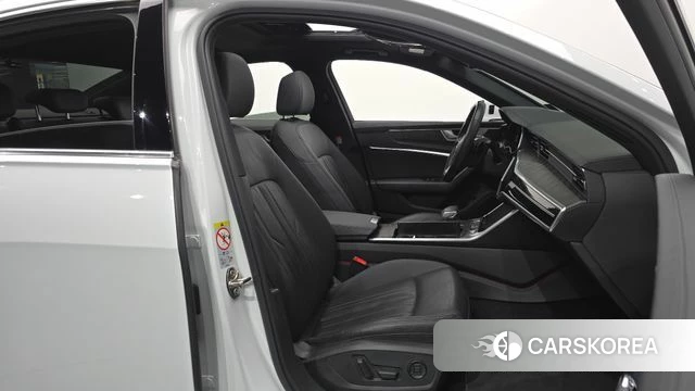 Audi A6 (C8) 2019 Белый из Кореи, фото 2