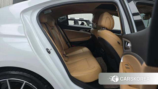 Genesis The New G70 2022 Белый из Кореи, фото 2