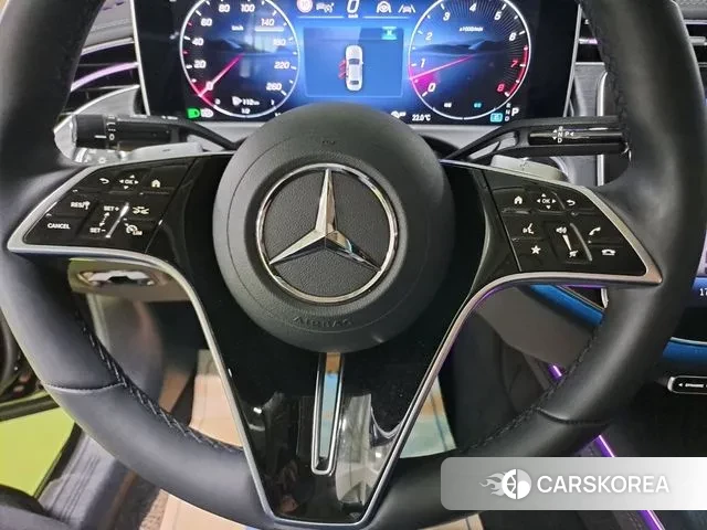 Mercedes-Benz E-Class W214 2024 Черный из Кореи, фото 2