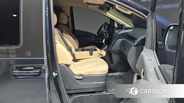 Hyundai Staria 2022 Синий из Кореи, фото 2