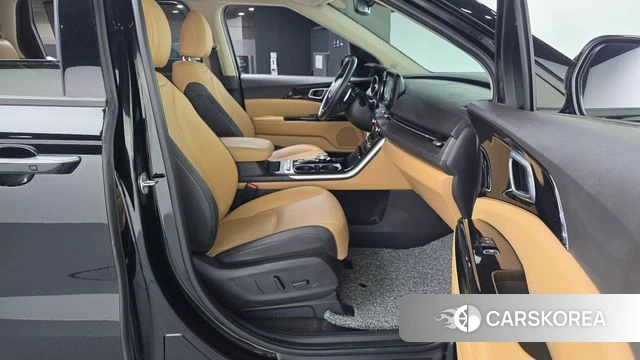 Kia Carnival 4th generation 2023 Черный из Кореи, фото 2