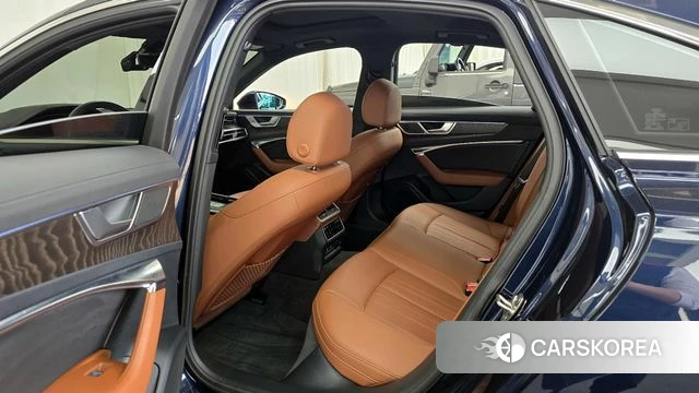 Audi A6 (C8) 2023 Синий из Кореи, фото 2