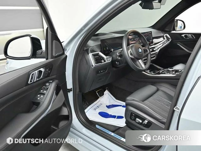 BMW X5 (G05) 2025 Небесно-голубой из Кореи, фото 2