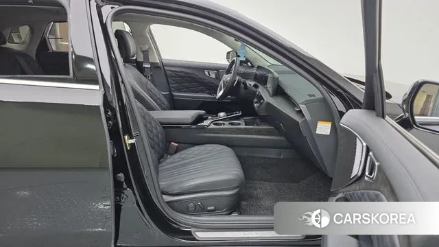 Kia K8 Hybrid 2022 Черный из Кореи, фото 2