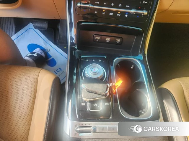 Kia Carnival 4th generation 2022 Белый из Кореи, фото 2