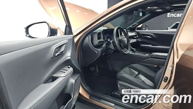 Toyota Crown Crossover 2023 Коричневый из Кореи, фото 2