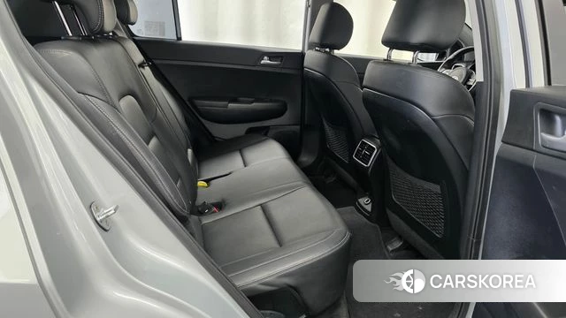 Kia Sportage The Bold 2019 Серебряный из Кореи, фото 2