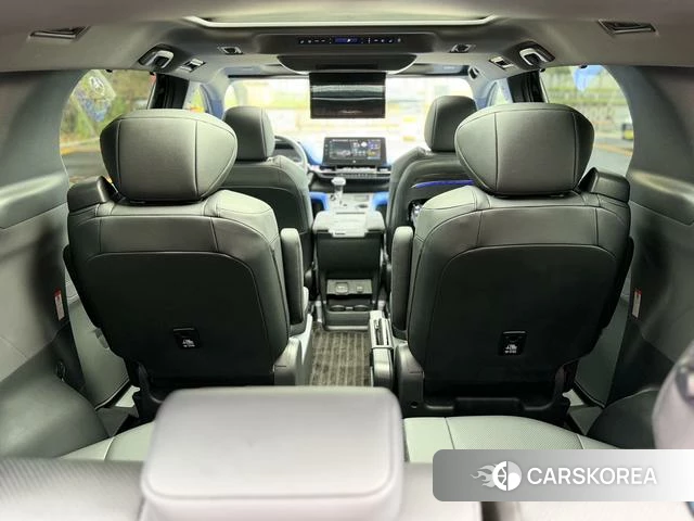 Toyota Grevia 2023 Темно-серый из Китая, фото 2