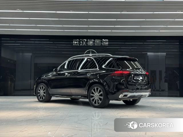 Mercedes-Benz GLE (import) 2024 Черный из Китая, фото 2