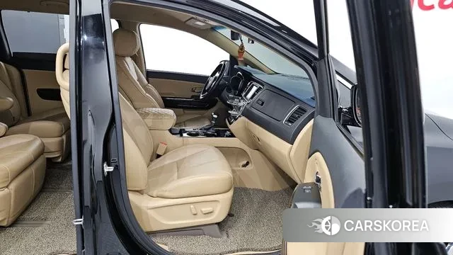 Kia The New Carnival 2018 Черный из Кореи, фото 2