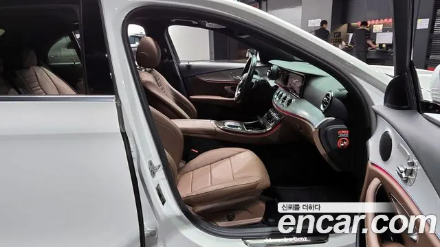 Mercedes-Benz E-Class W213 id 2718862 из Кореи 2