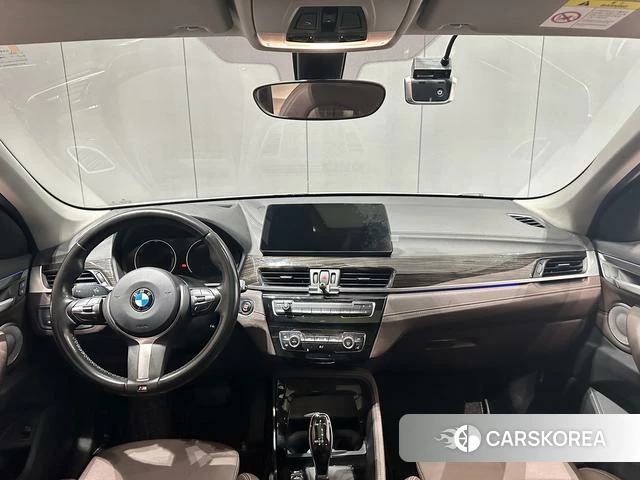 BMW X1 2021 Белый из Китая, фото 2