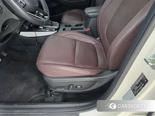 Kia Seltos 2021 Белый из Кореи, фото 2