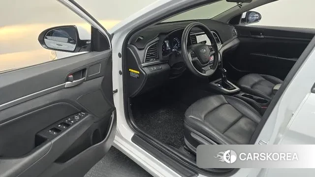 Hyundai Avante AD 2018 Белый из Кореи, фото 2